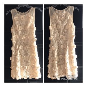 Cream sleeveless lace dress